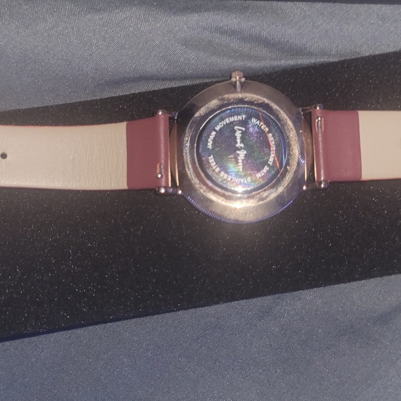 Cresent Moon Watch - Picture 3 of 4